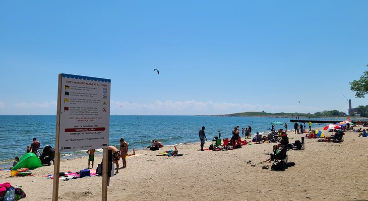 Sunny day at Marie Curtis Park