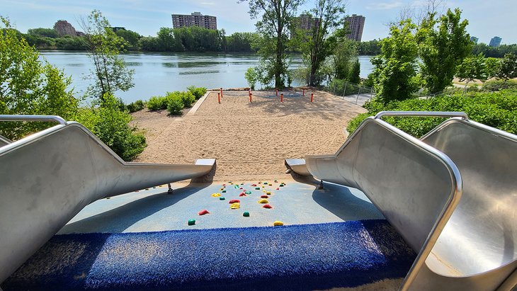 Climbing wall and slides at Arthur-Therrien