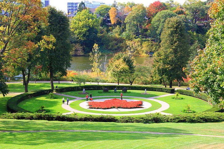 5 Popular Parks in Toronto