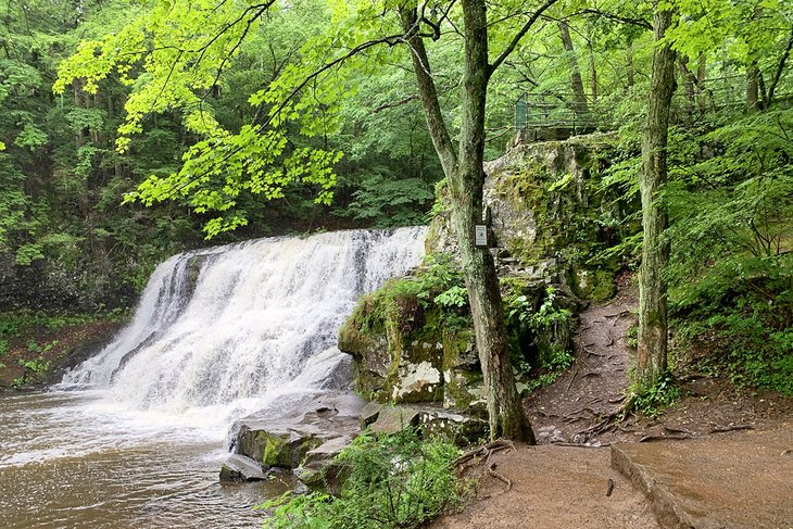 Wadsworth Falls State Park