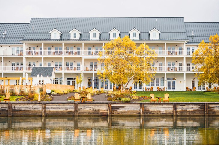 Photo Source: The Lake House on Canandaigua Preferred L.v.x. Collection