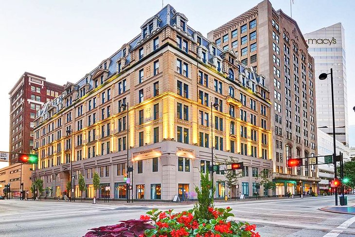 Source de la photo : The Cincinnatian Hotel, Curio Collection by Hilton