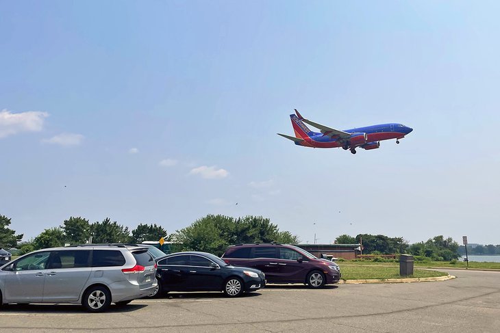 Plane at Gravelly Point Park | Photo Copyright: Meagan Drillinger