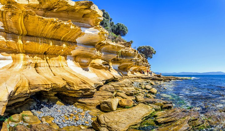 Painted Cliffs, Maria Island, Tasmania
