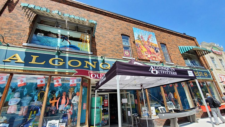 Stores in downtown Huntsville