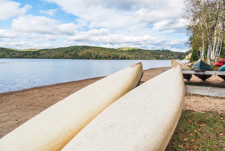 Canoes on the beach in Arrowhead Provincial Park