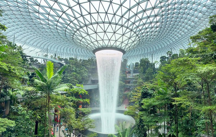 HSBC Rain Vortex in Jewel Changi Airport