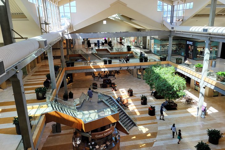 Bellevue Square shopping mall