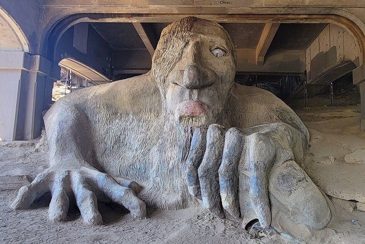 Fremont Street Troll