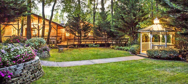 Photo Source: Forrest Hills Resort