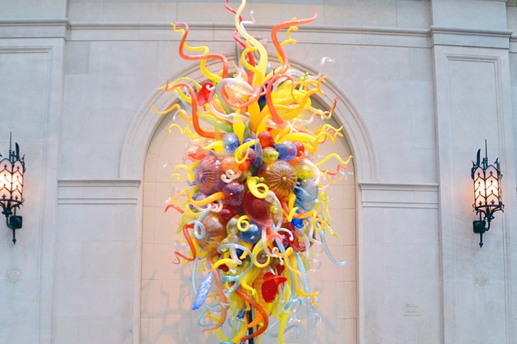 Dale Chihuly sculpture at the Columbus Museum of Art