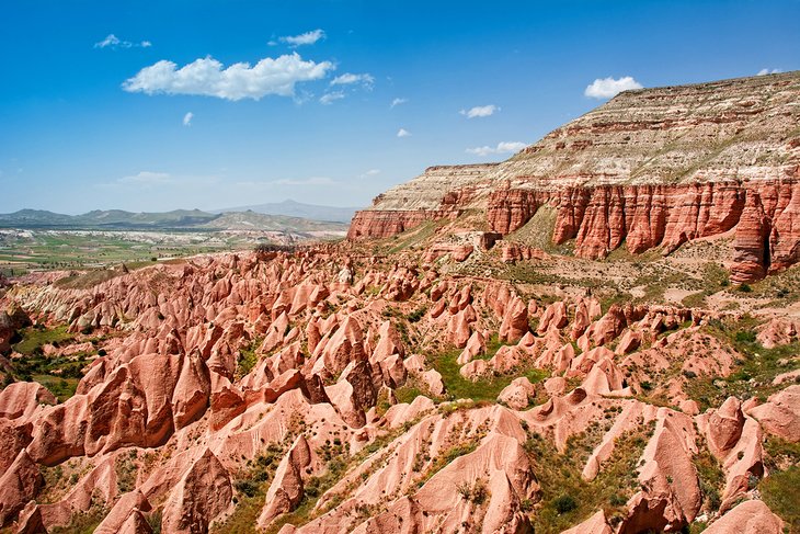 Panoramic view over Red & Rose valleys