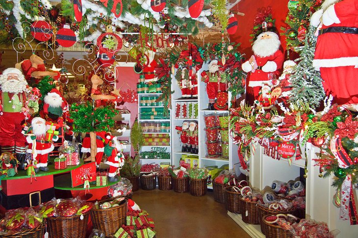 Christmas shopping in Arlington, Texas