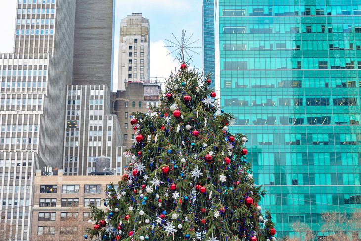 Arbre de Noël dans Bryant Park à Manhattan