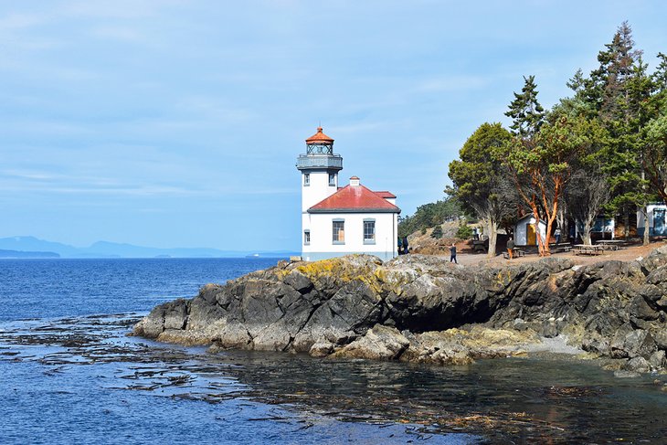 Lime Kiln Point Lighthouse