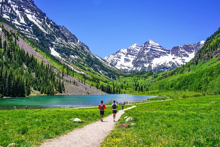 Maroon Lake Scenic Trail