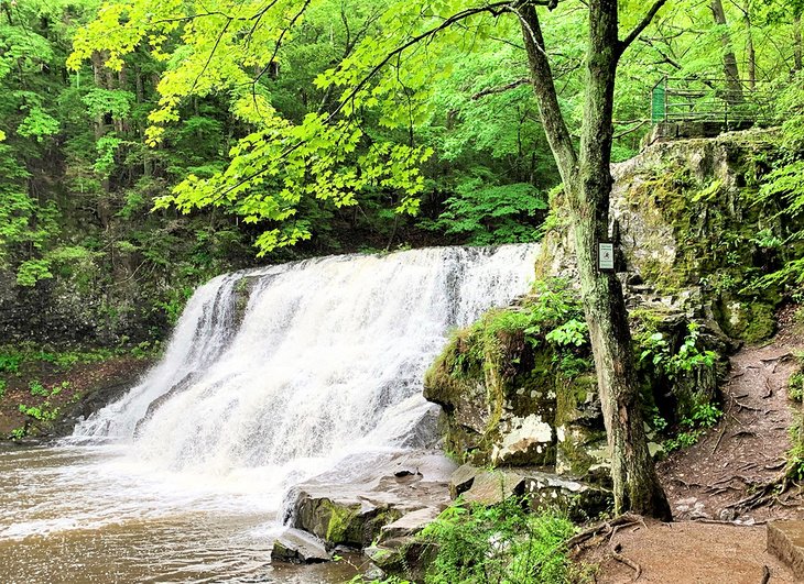 Waterfalls at Wadsworth Falls State Park