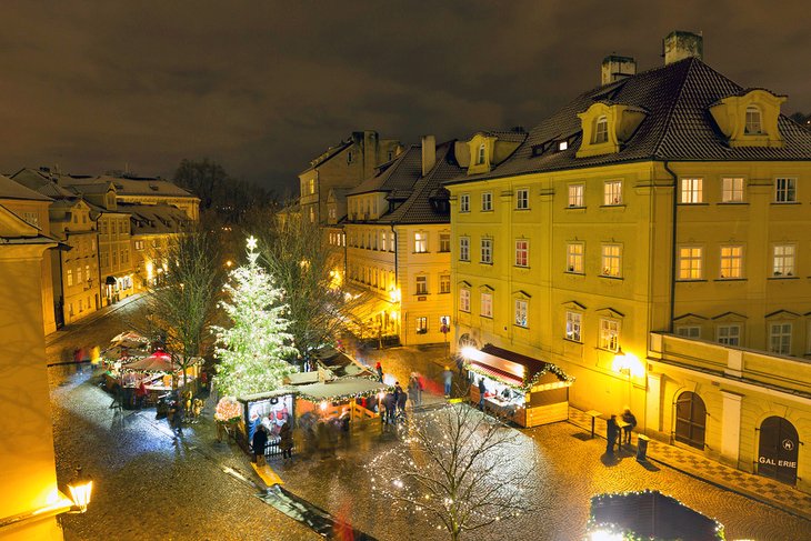 Christmas market at Kampa Island