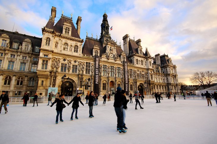 Ice rink in front of the Hotel de Ville in Paris