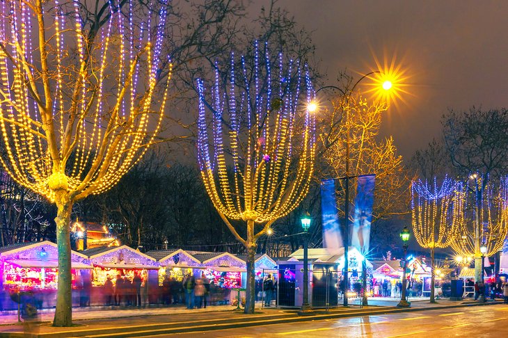 Christmas market on the Champs-Élysées