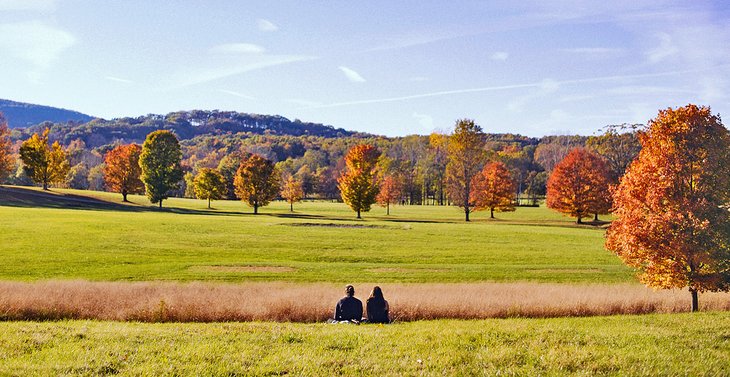 A couple enjoying fall in the Catskills