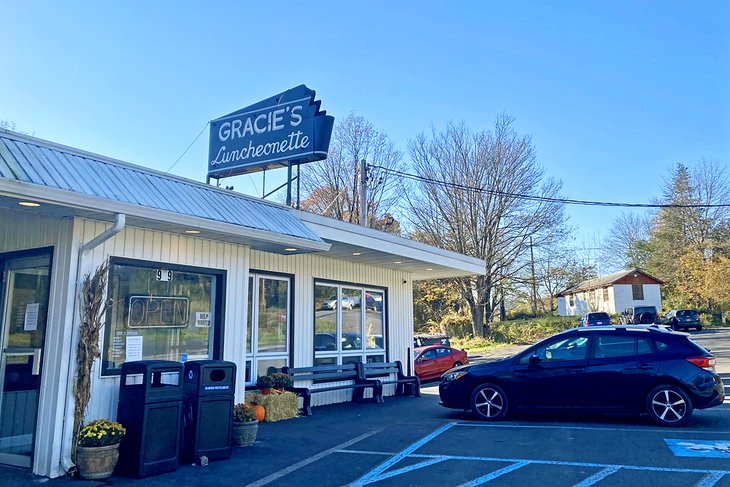 Gracie's Luncheonette