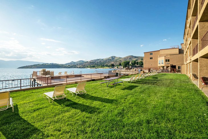 Photo Source: GrandView on the Lake
