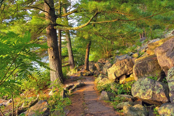 Tumbled Rocks Trail, Devil's Lake State Park