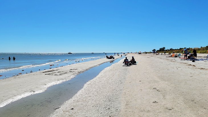 Beautiful day at Sanibel Lighthouse Beach Park