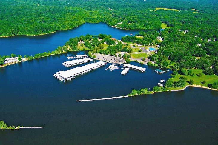Photo Source: Moors Resort & Marina on Kentucky Lake