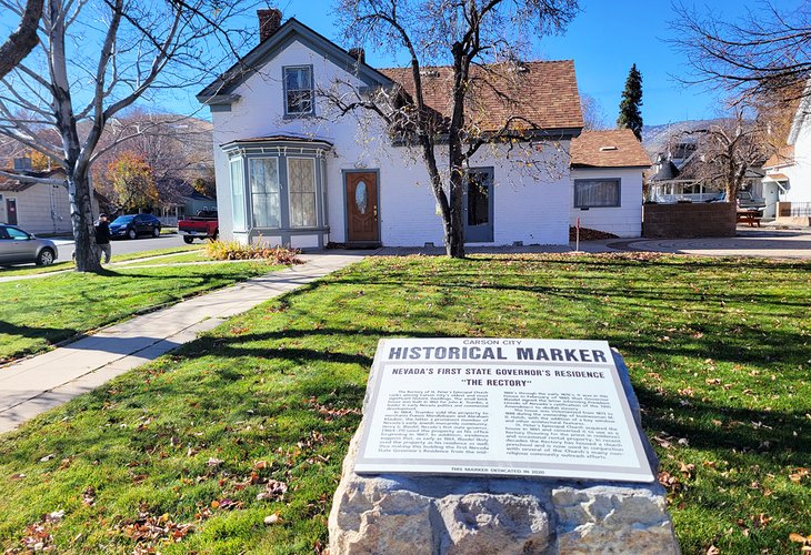 Historical house on the Kit Carson Trail