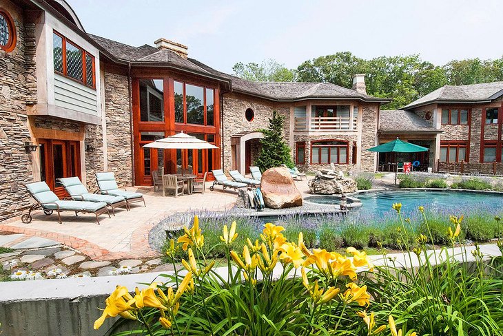 Photo Source: East Hampton Art House