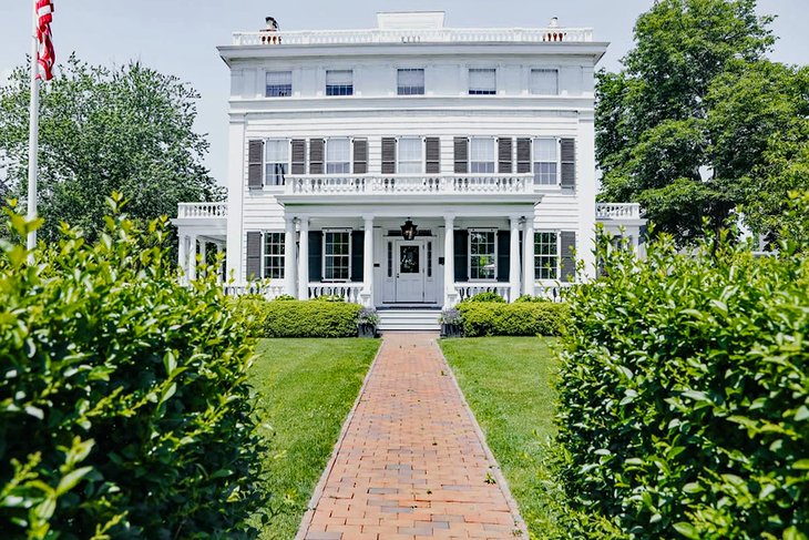 Photo Source: Topping Rose House