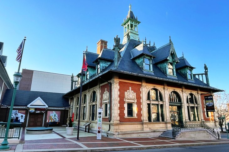 Customs House Museum &amp; Cultural Center