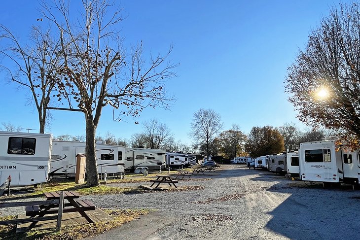 Los 14 mejores campamentos cerca de Nashville, TN