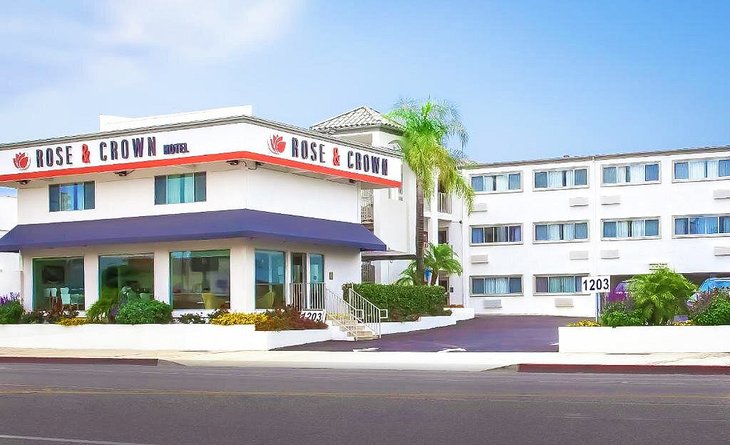 Photo Source: Pasadena Rose & Crown Hotel