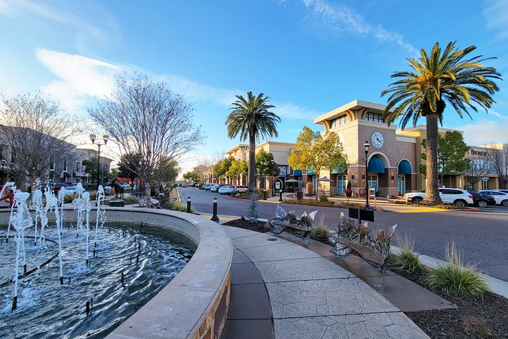 Fountains at Roseville