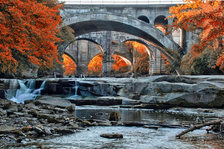 Autumn at Berea Falls