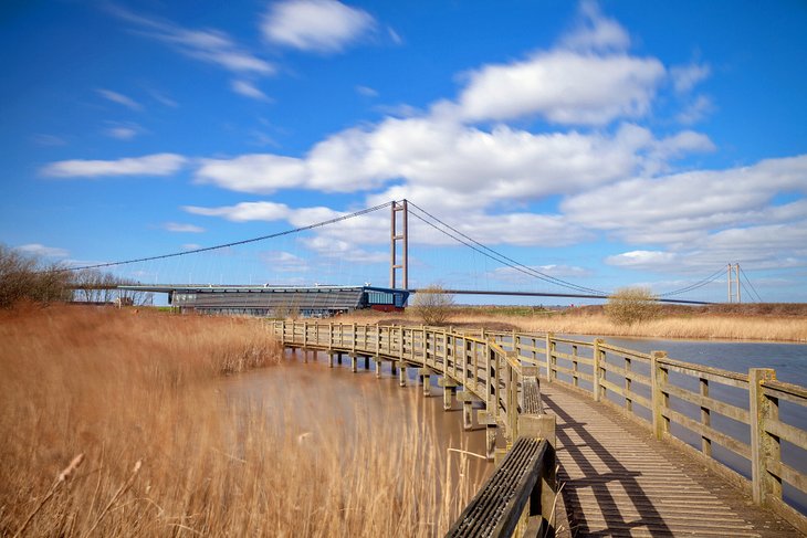 Waters' Edge Country Park & Visitor Centre