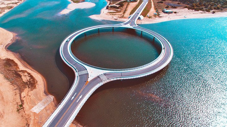 Laguna Garzón bridge