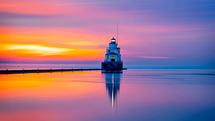 Lighthouse at sunrise in Wisconsin
