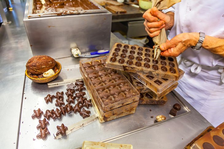Chocolate-making demonstration
