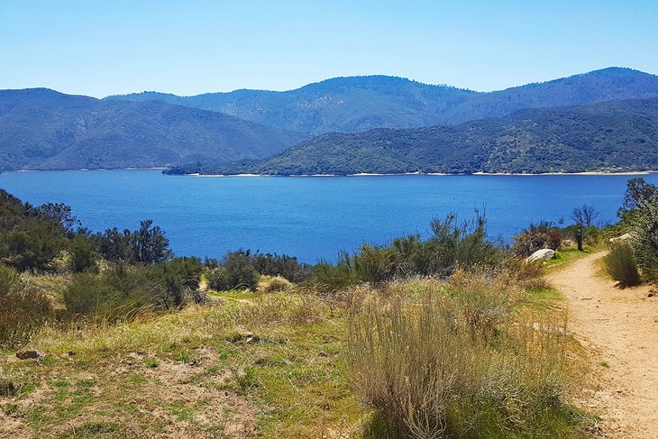 Hiking trail above Lake Arrowhead