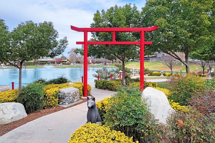 Temecula Duck Pond and park