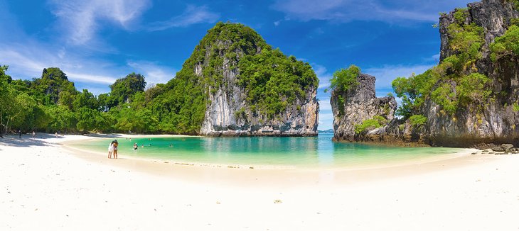 Panorama of Koh Hong