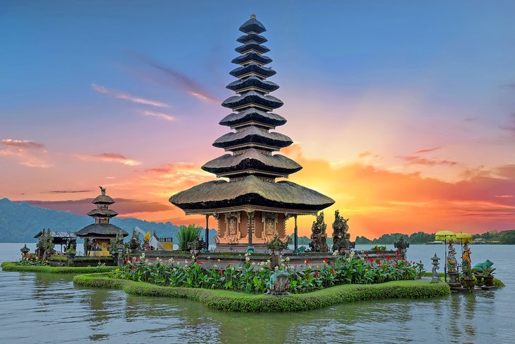 Ulun Danu Beratan Temple in Bali at sunset