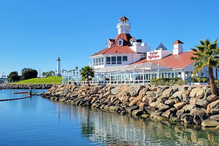 Shoreline Village and Shoreline Aquatic Park, Downtown Waterfront