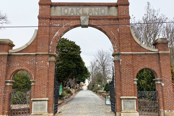 Historic Oakland Cemetery