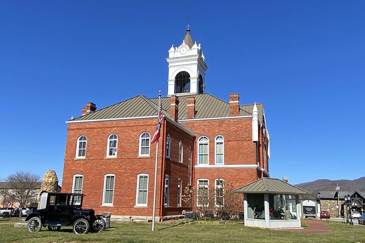 Union County Historical Courthouse in Blairsville