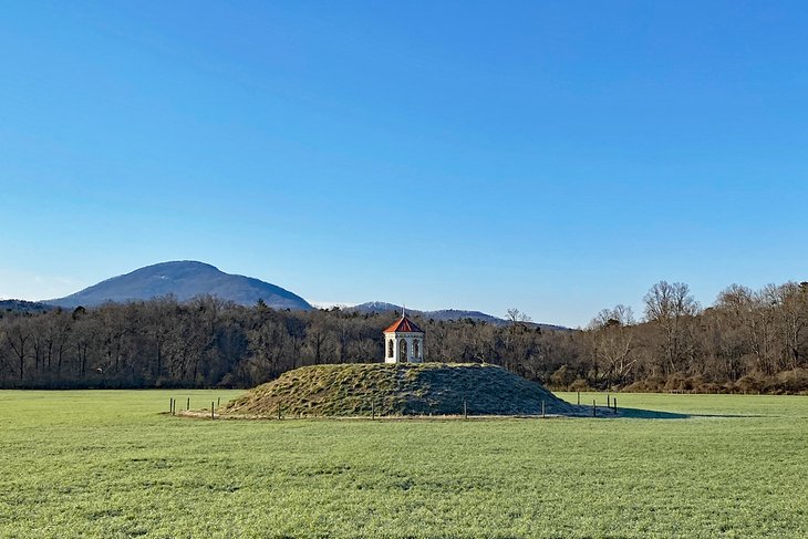 Sautee Nacoochee Indian Mound